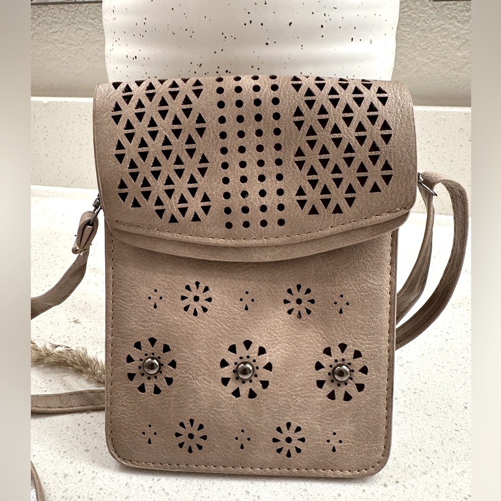 Crossbody Wallet